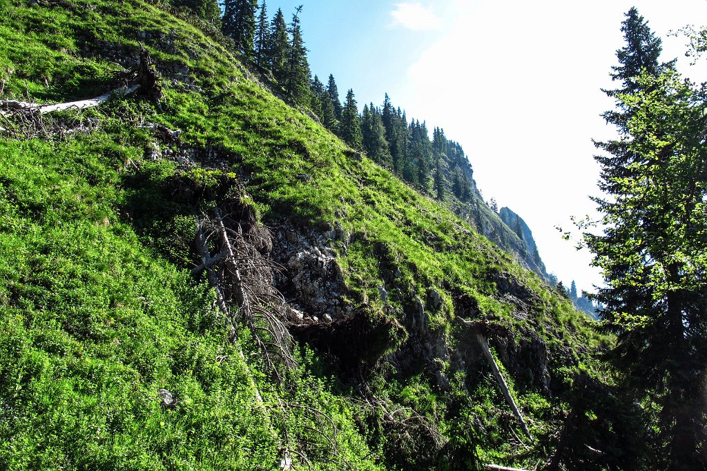 08_Aufstieg ueber die Schafmauer.jpg